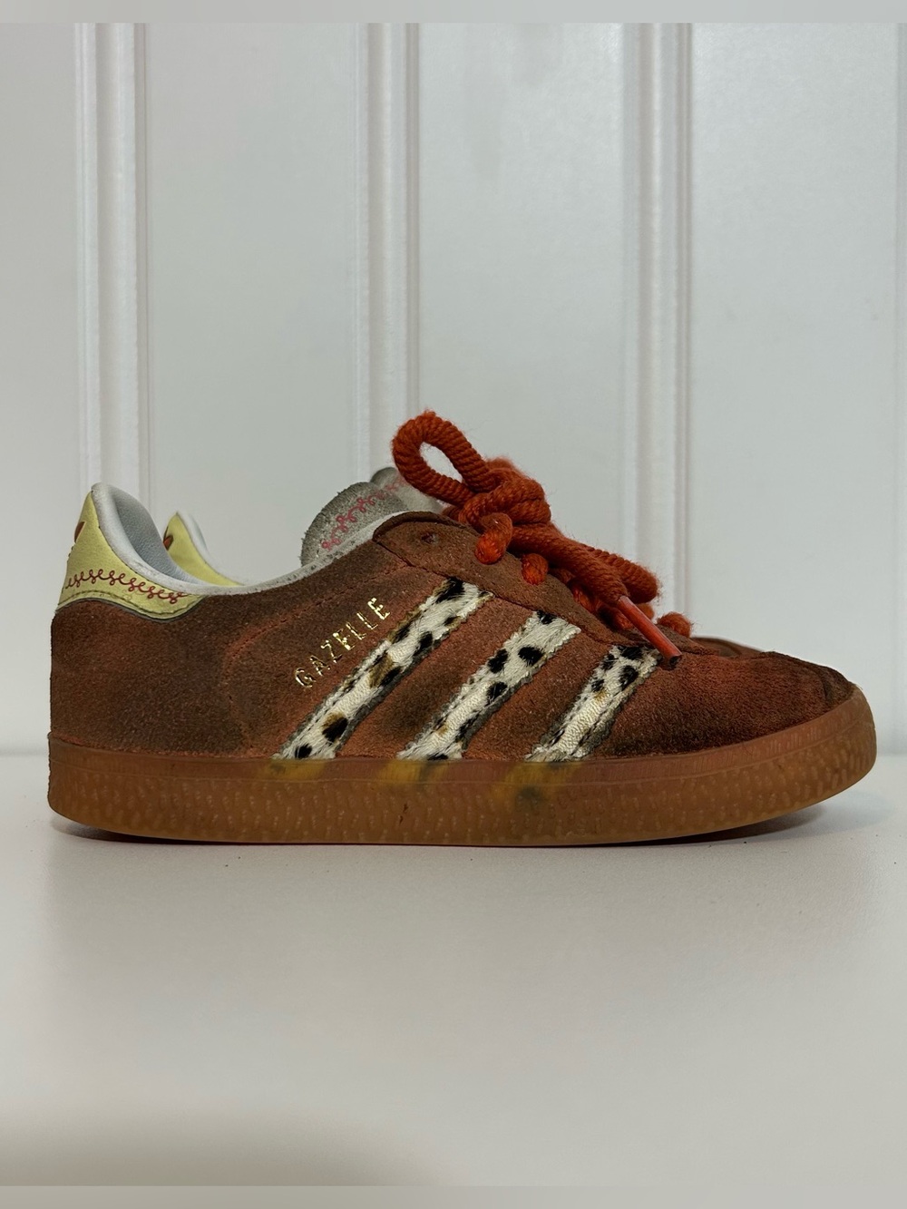 Adidas Gazelle Disney Toy Story Jessie Kids Suede Sneakers in Rust Brown